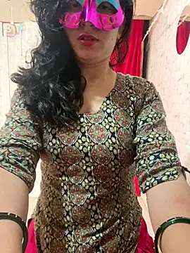 Snapshot of Red_Queen_11 chatting on 11/26/25, 08:59 Red Queen 11 online show from 11/26/25, 08:59