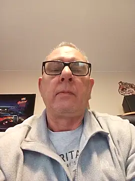 andy-1961 online show from 11/27/25, 07:21