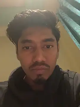 Snapshot of RonnySlim chatting on 11/10/25, 10:31 RonnySlim online show from 11/10/25, 10:31