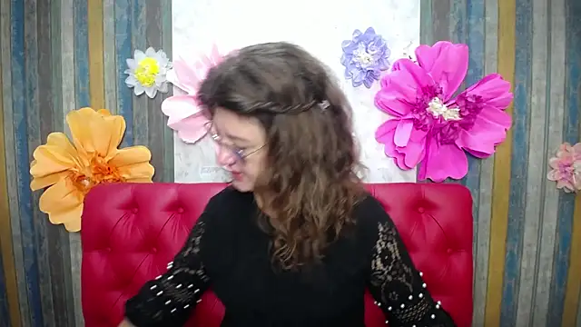 RoseHille online show from 11/29/25, 06:16