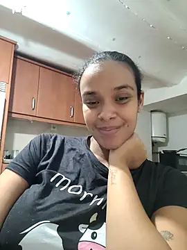 Snapshot of kyliecastell chatting on 11/29/25, 04:43 kyliecastell online show from 11/29/25, 04:43