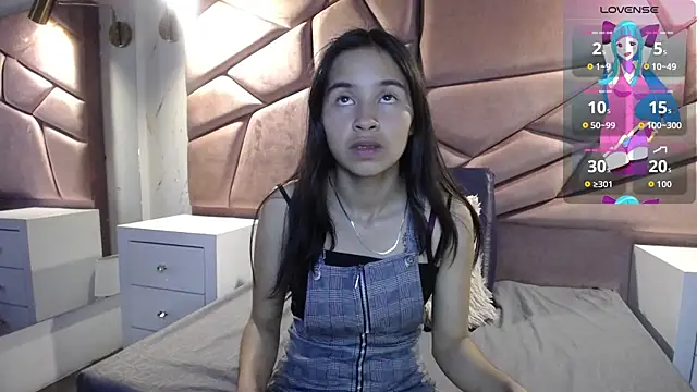 bunnywhite21 online show from 11/23/25, 05:24