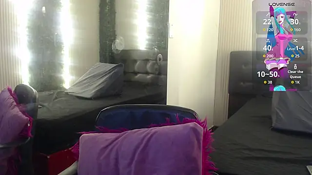 bunnywhite21 online show from 12/18/25, 05:52