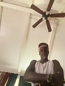 Snapshot of PAHPea chatting on 11/09/25, 06:39 PAHPea online show from 11/09/25, 06:39