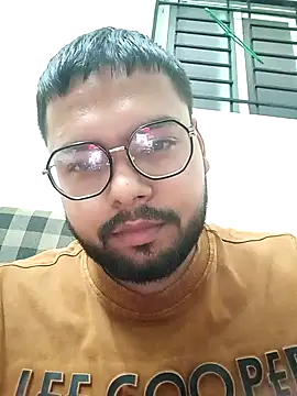 Snapshot of MrToxxic chatting on 11/09/25, 07:01 MrToxxic online show from 11/09/25, 07:01