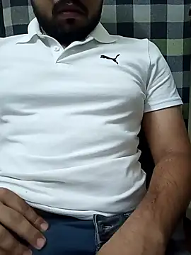 Snapshot of MrToxxic chatting on 11/10/25, 06:18 MrToxxic online show from 11/10/25, 06:18