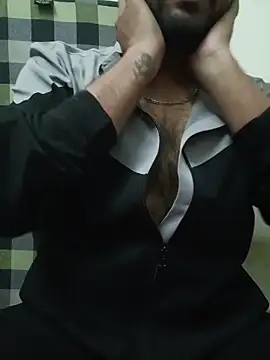 MrToxxic online show from 11/17/25, 05:19