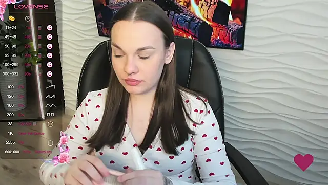 Snapshot of Mila_Milano chatting on 11/10/25, 10:14 Mila Milano online show from 11/10/25, 10:14