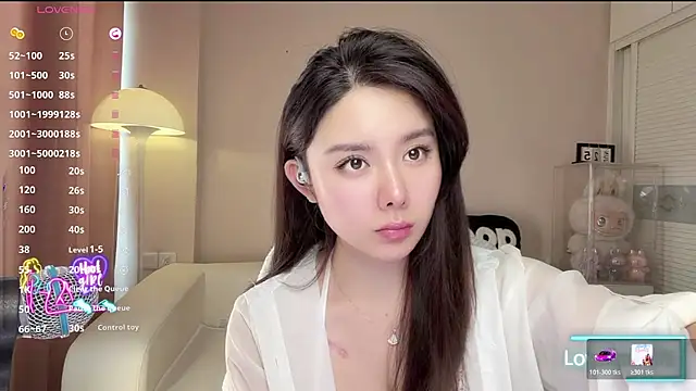 Snapshot of yannizi chatting on 06/28/26, 06:19 yannizi online show from 06/28/26, 06:19