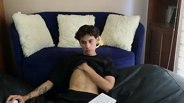 Derekswan online show from 11/17/25, 01:39