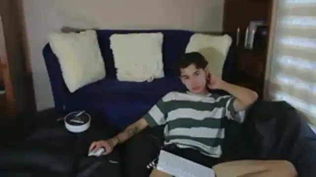 Derekswan online show from 12/18/25, 10:05