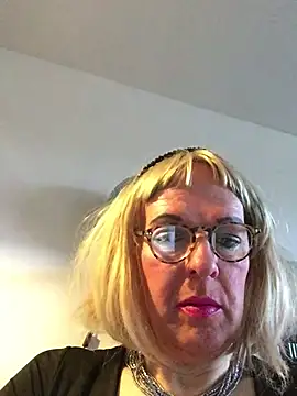 simone xdressing online show from 03/29/26, 05:02