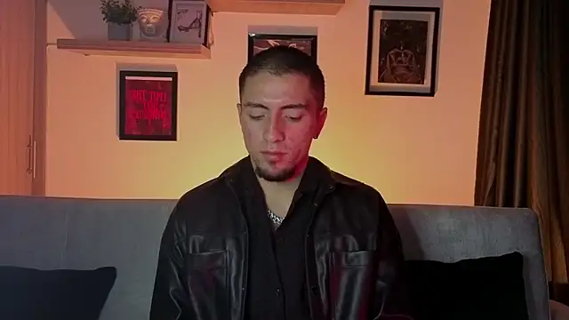 AresMassimoX online show from 11/16/25, 03:45