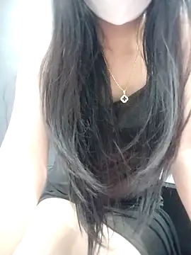   Anna    online show from 11/25/25, 08:03