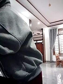   Anna    online show from 12/15/25, 01:10