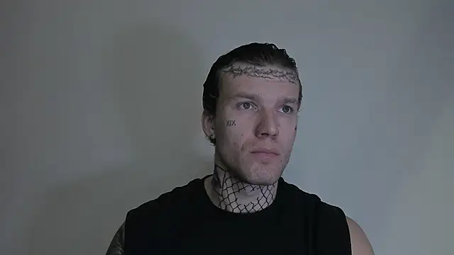 Huntall77 online show from 11/13/25, 02:21