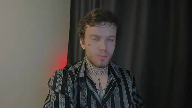 Huntall77 online show from 12/03/25, 04:49