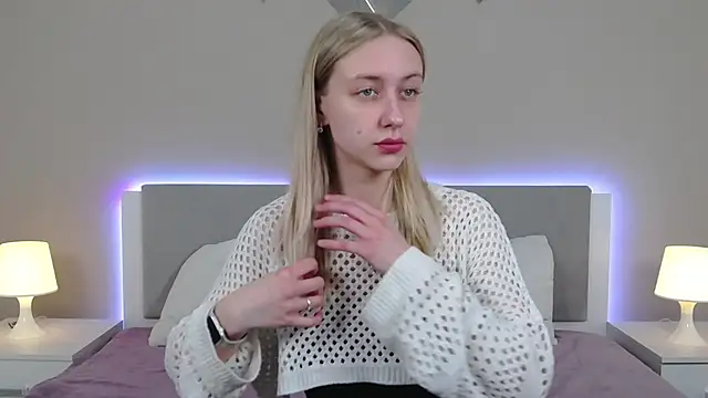 RachaelCute online show from 04/01/26, 11:11