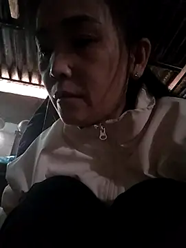 Feeling-hot online show from 12/20/25, 03:46