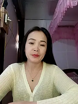 Feeling-hot online show from 03/10/26, 07:13