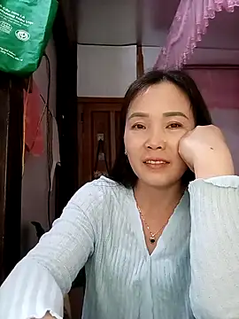 Snapshot of Feeling-hot chatting on 05/11/26, 02:45 Feeling-hot online show from 05/11/26, 02:45