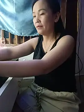 Snapshot of Feeling-hot chatting on 05/24/26, 02:55 Feeling-hot online show from 05/24/26, 02:55