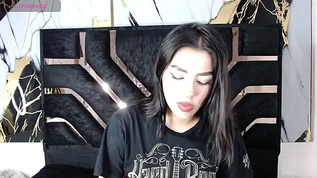 Snapshot of tael_novacs chatting on 01/16/26, 04:38 tael novacs online show from 01/16/26, 04:38