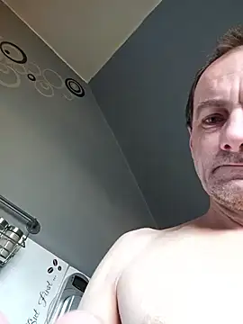 Snapshot of Cygaro1 chatting on 03/04/26, 07:25 Cygaro1 online show from 03/04/26, 07:25