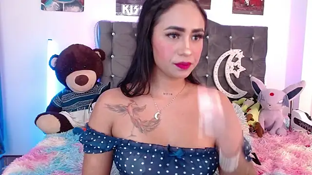 lunabritton1 online show from 03/06/26, 02:41