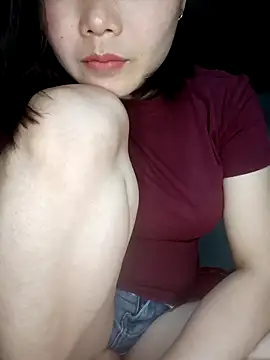 thuy-kieu online show from 03/23/26, 02:32