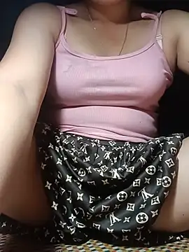 vangkt-cute online show from 06/21/26, 06:43