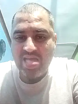 Snapshot of arjunforyou4 chatting on 12/05/25, 01:31 arjunforyou4 online show from 12/05/25, 01:31