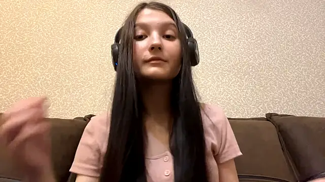 AurorAurora online show from 12/03/25, 08:23