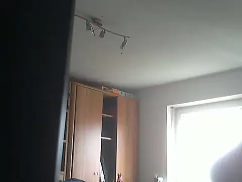 Snapshot of Sanjaa72 chatting on 11/10/25, 09:41 Sanjaa72 online show from 11/10/25, 09:41