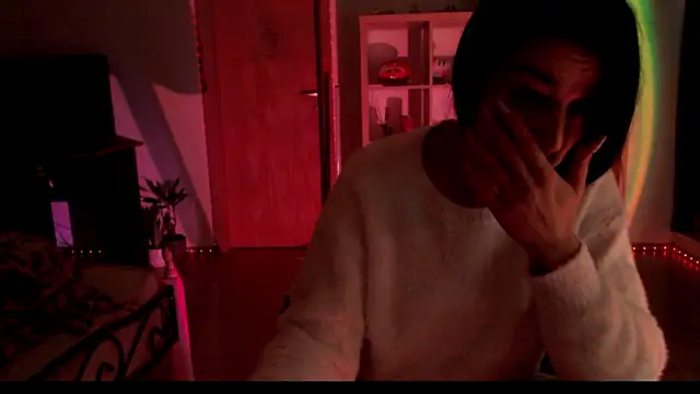 MissyDior8 online show from 12/15/25, 06:17