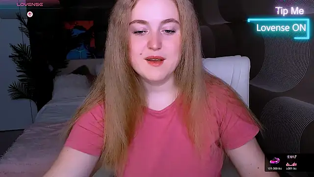 Kate Moan online show from 11/23/25, 07:41