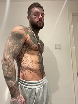 magicmichaell online show from 11/18/25, 03:23