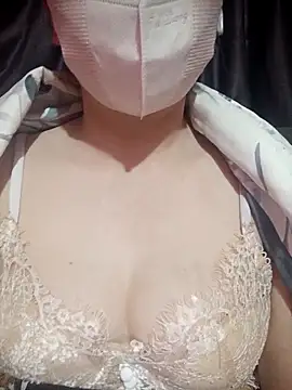 MiHeni online show from 02/11/26, 02:55