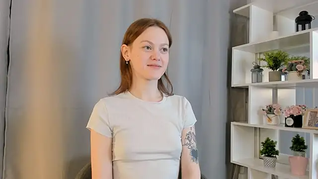 Snapshot of KendaKrech chatting on 11/11/25, 03:45 KendaKrech online show from 11/11/25, 03:45