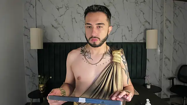 Snapshot of dave_wolff chatting on 11/21/25, 12:04 dave wolff online show from 11/21/25, 12:04