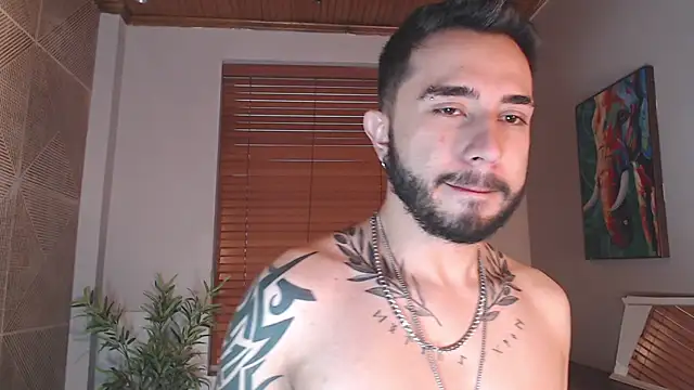 Snapshot of dave_wolff chatting on 11/24/25, 12:27 dave wolff online show from 11/24/25, 12:27