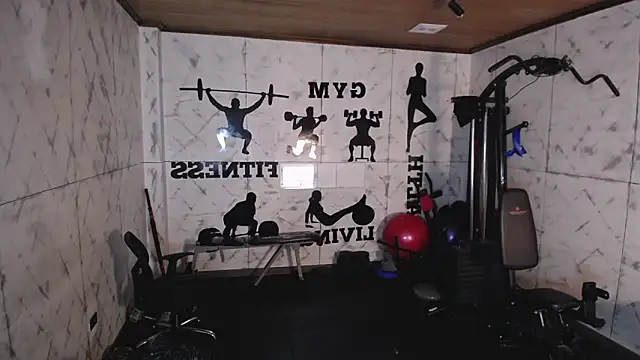 Snapshot of dave_wolff chatting on 01/06/26, 12:09 dave wolff online show from 01/06/26, 12:09