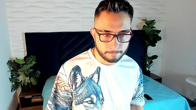 Snapshot of dave_wolff chatting on 01/12/26, 12:10 dave wolff online show from 01/12/26, 12:10