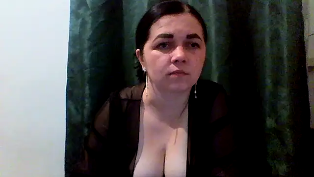 Snapshot of Vitalina282128 chatting on 05/01/26, 09:41 Vitalina282128 online show from 05/01/26, 09:41