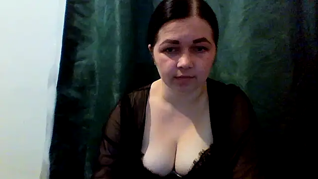 Snapshot of Vitalina282128 chatting on 05/23/26, 10:52 Vitalina282128 online show from 05/23/26, 10:52