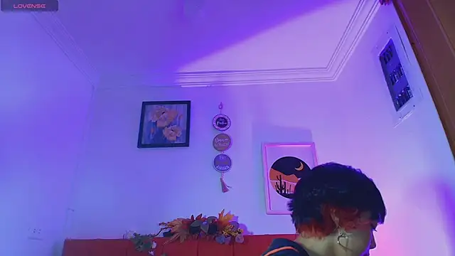 Jedah18 online show from 12/19/25, 07:21