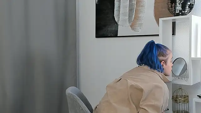 Snapshot of CaroleeSchlegel chatting on 11/11/25, 02:39 CaroleeSchlegel online show from 11/11/25, 02:39