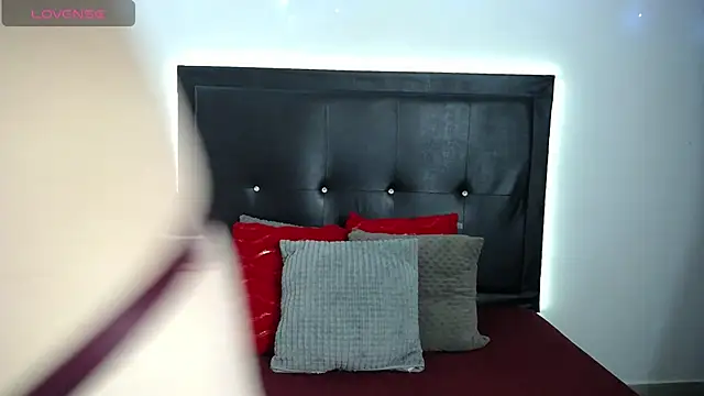 perla stone 20 online show from 01/05/26, 06:44