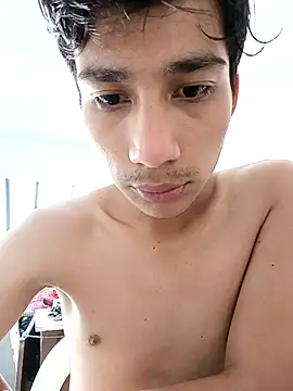 Snapshot of lulu_sexyboy chatting on 12/15/25, 07:51 lulu sexyboy online show from 12/15/25, 07:51