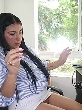 ViolettaWalton1 online show from 02/12/26, 02:23